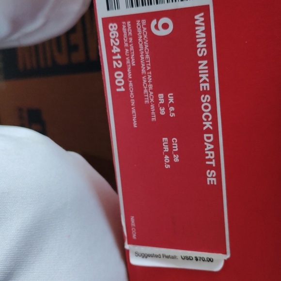 Shoes - Picture 4 of 4